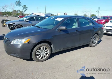 2007 Toyota Camry Le z USA, uszkodzony, nr VIN 4T1BE46K27U124974